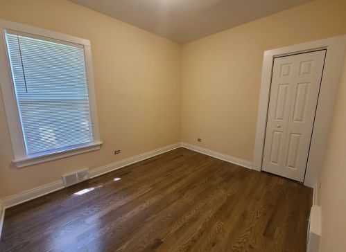 325 107th St, Chicago IL  60628-3303 exterior