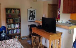 813 Williamson St, Madison WI  53703-3547 exterior