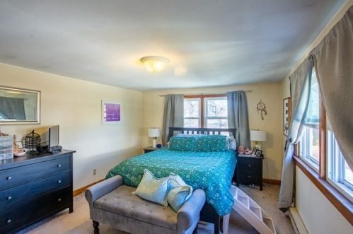 11 Hersey St, Salem MA 01970-4518 exterior