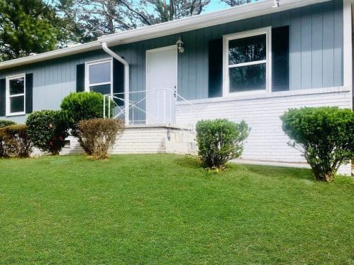 3632 Crosby Dr, Atlanta GA 30331-3429 exterior