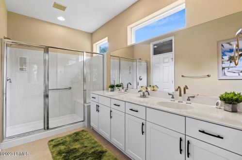 35 Cypress Holw, Bluffton SC 29909-5070 exterior