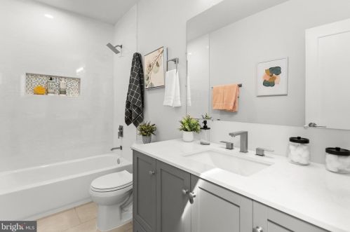 1110 Oates St, Washington DC  20002-3824 exterior