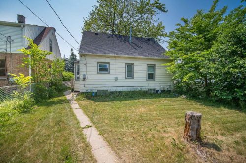 4514 60, Milwaukee WI 53218-4103 exterior