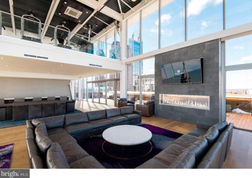 206 16th St, Philadelphia PA  19102-1227 exterior