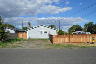 1003 Spokane St, Yakima, WA 98902-5836