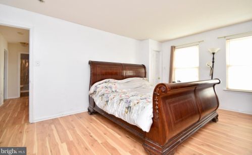 336 Schafer Blvd, New Castle DE 19720-8857 exterior