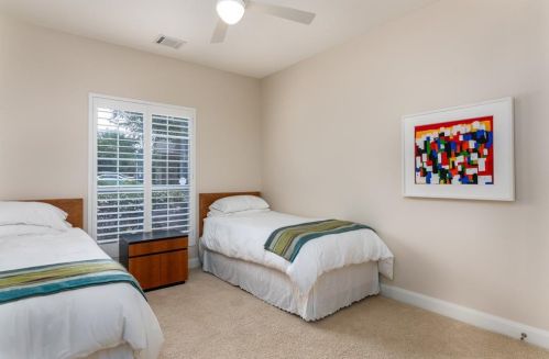 43 Misty Harbor Dr, Montgomery TX 77356-5242 exterior