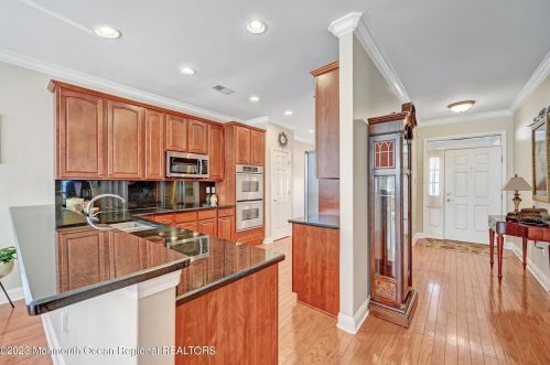 17 Spencer Dr, Jackson Twp NJ  08527-4389 exterior