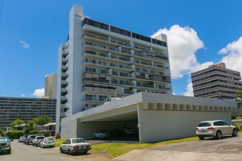 1333 Heulu St, Honolulu HI  96822-3047 exterior