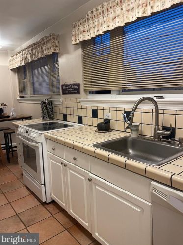 7 Shaw Ave, Silver Spring MD  20904-3408 exterior