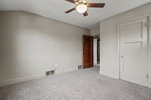 4506 37th St, Milwaukee WI  53209-5910 exterior