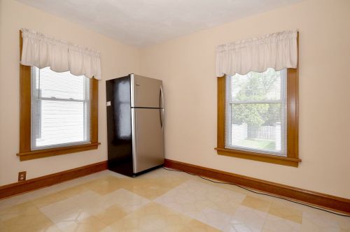 615 Saylor Ave, Elmhurst IL 60126-4305 exterior