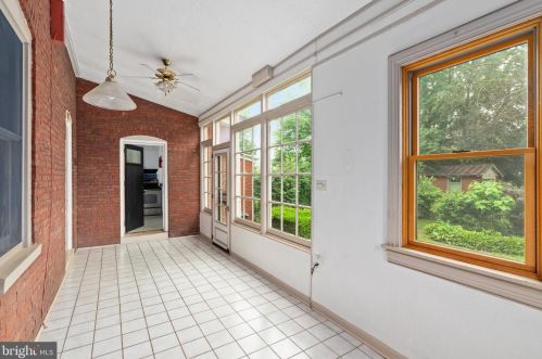 390 Franklin St, Pottstown PA  19464-5369 exterior