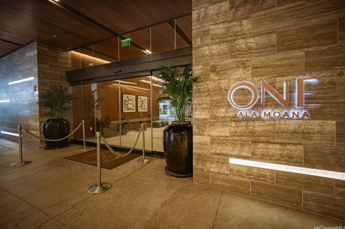 1555 Kapiolani Blvd, Honolulu HI  96814-4553 exterior