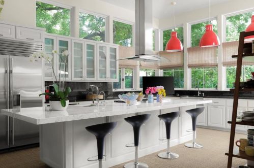 2107 Bridle Path, Austin TX 78703-3208 exterior