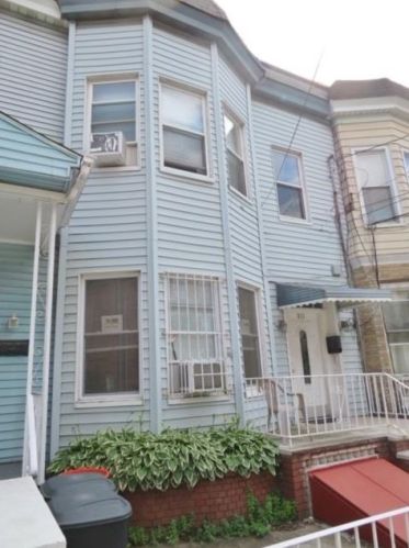 311 28th St, Union City, NJ 07087-4601