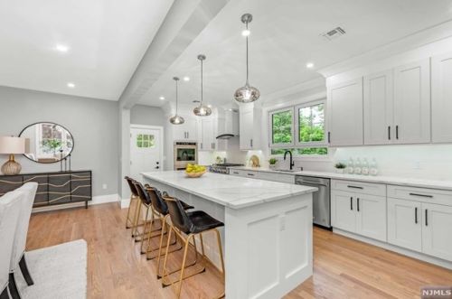 60 Prescott St, Demarest NJ  07627-1420 exterior