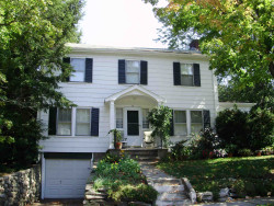66 Walker St, Newton, MA 02460-1531