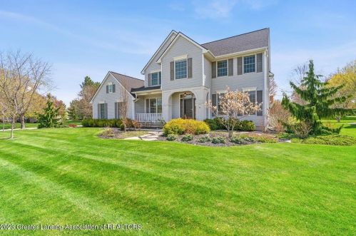 13235 Speckledwood Dr, Dewitt MI  48820-8166 exterior