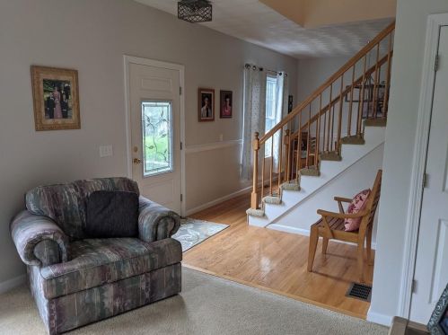 45 Fieldstone Dr, Coventry RI 02816-8722 exterior