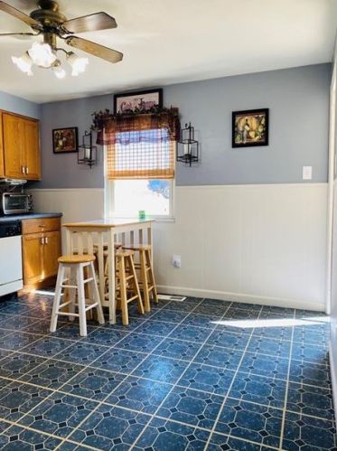 738 Camp Hollow Rd, Pittsburgh PA 15122-3300 exterior