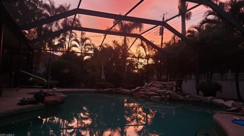 805 97 Ave, Naples FL 34108-2284 exterior