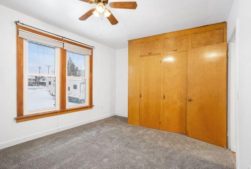 1094 Sanford St, Meskegon MI 49444-1437 exterior