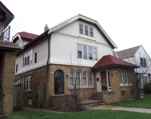 4135 13th St, Milwaukee, WI 53209-6903