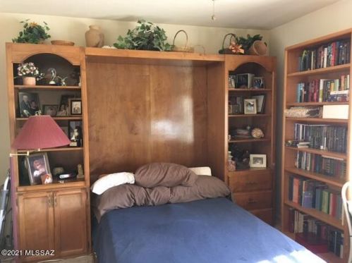 211 Paseo De Golf, Green Valley AZ 85614-3316 exterior