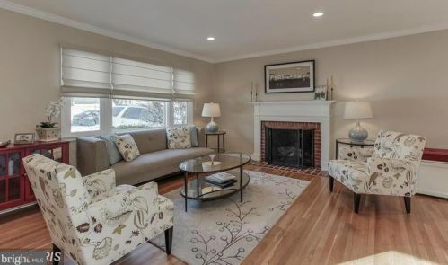 1334 Mayflower Dr, Mc Lean VA  22101-3405 exterior