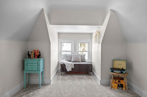 309 Mckinley Ave, Pittsburgh PA  15202-2811 exterior