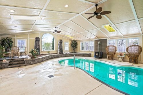 7 Azalea Ln, Peabody MA 01960-4602 exterior