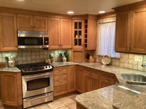 114 Oak Hill Rd, Pittsburgh PA  15238-3016 exterior