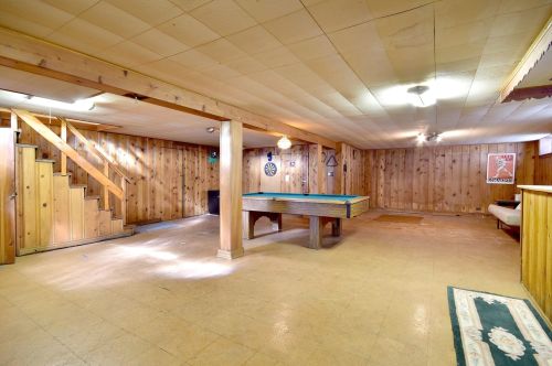 6696 Olympia Ave, Chicago IL 60631-1518 exterior