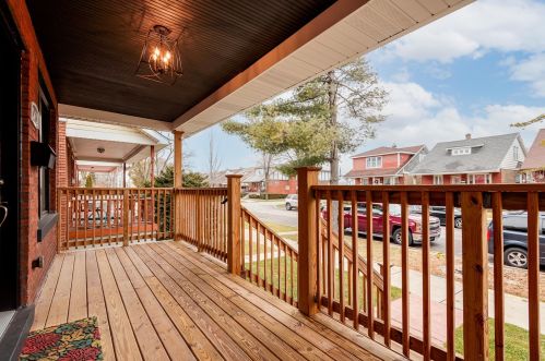 2652 Mango Ave, Chicago, IL 60639-1211