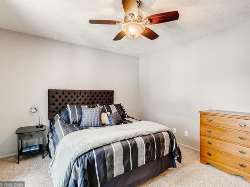 1758 Forssa Way, Saint Paul MN 55122-2658 exterior