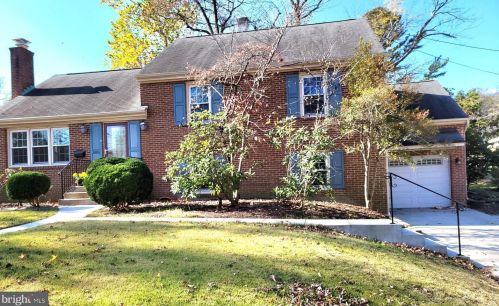 6902 Clemson Dr, Alexandria, VA 22307-1705