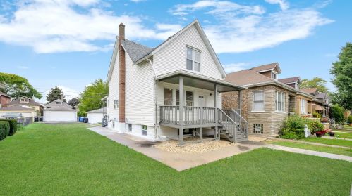 5620 Spaulding Ave, Chicago IL  60659-3614 exterior