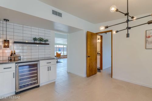 8901 Mcclellan St, Tucson AZ  85710-4420 exterior