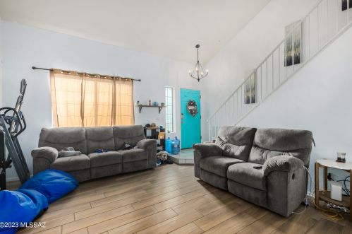 3044 Country Meadow Dr, Tucson AZ  85742-4855 exterior