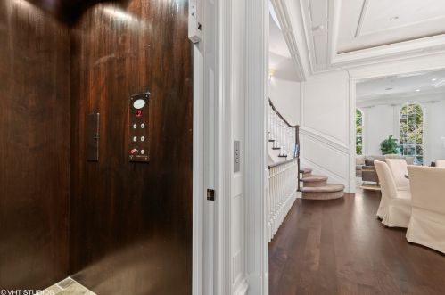 1845 Orch St, Chicago IL 60614-5106 exterior