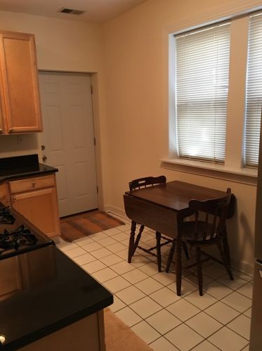 3222 Berteau Ave, Chicago, IL 60618-2304