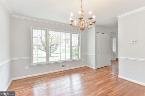 8804 Falkstone Ln, Alexandria VA 22309-4007 exterior