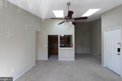 46 Kite Ct, Trenton NJ  08648-2639 exterior