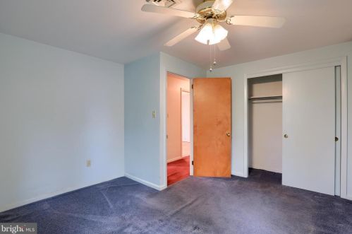 830 Imperial Dr, Lancaster PA 17601-2015 exterior