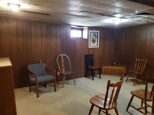 124 Red Mtn Ave, Torrington CT 06790-3212 exterior