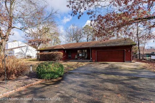 347 Western Blvd, Berkeley Township, NJ 08721-2818