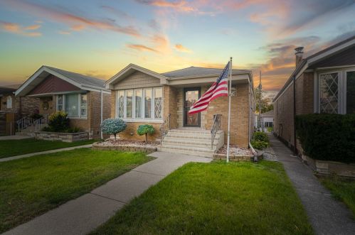 5130 Austin Ave, Chicago, IL 60638-1419