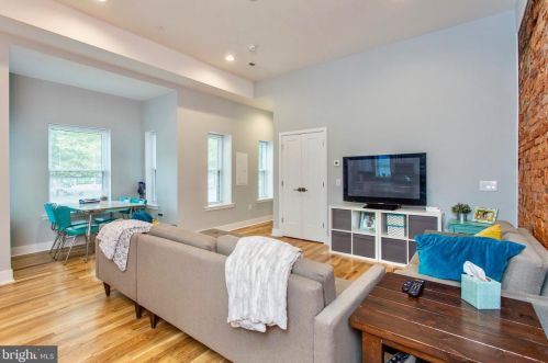 1500 26 St, Philadelphia PA 19121-4602 exterior