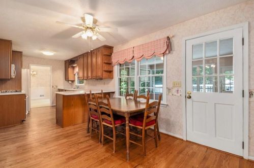 4092 Gladney Dr, Atlanta GA 30340-4720 exterior